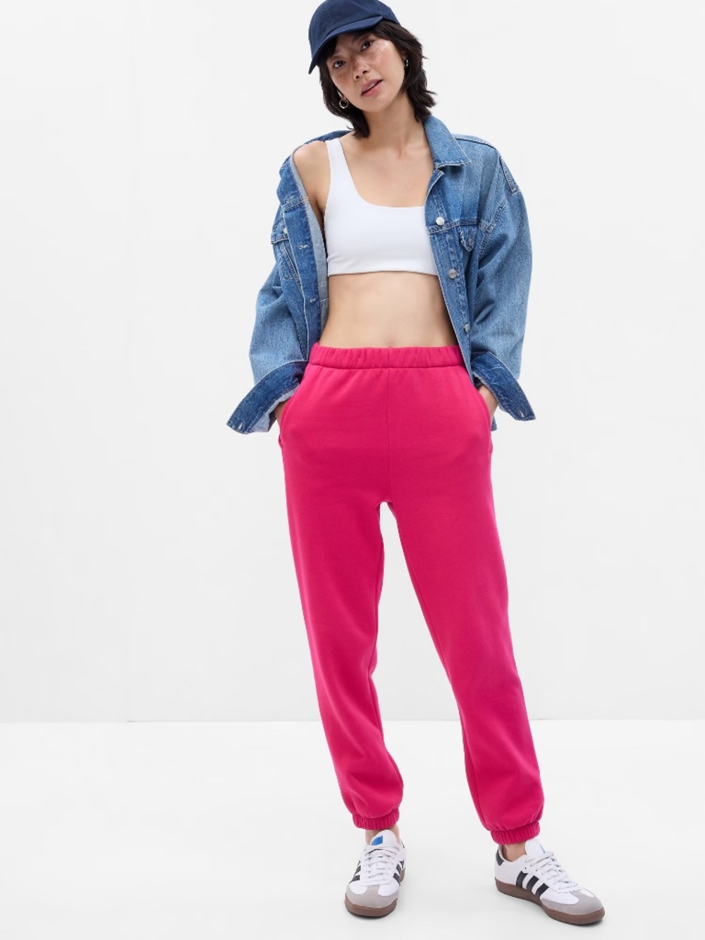 GAP High Rise Boyfriend Joggers in Pomegranate Pink From 2023 Medium Petite MP